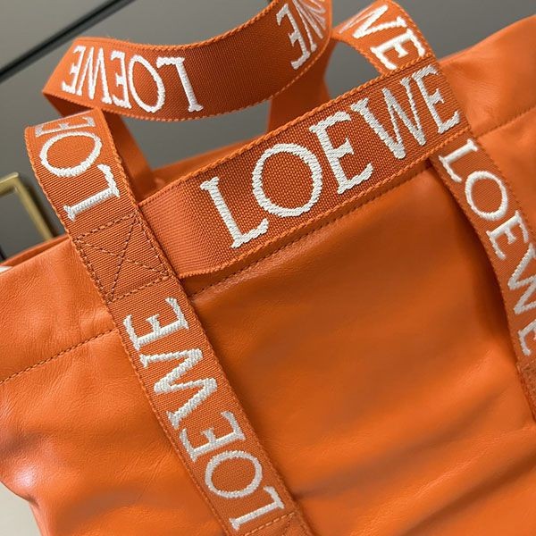 最新でオシャレ ロエベ フォールドショッパー トートバッグ 偽物 lom60786人気