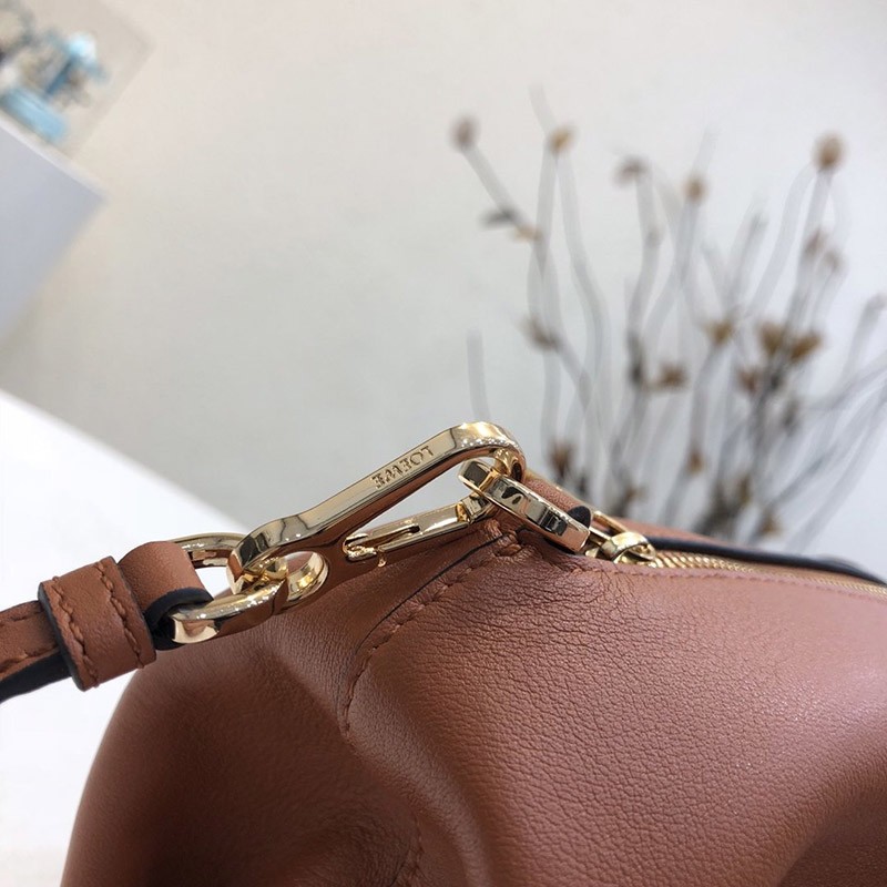 ☆超人気☆ロエベ ショルダーバッグ 偽物 エレファント ポーチ lor43894N級品