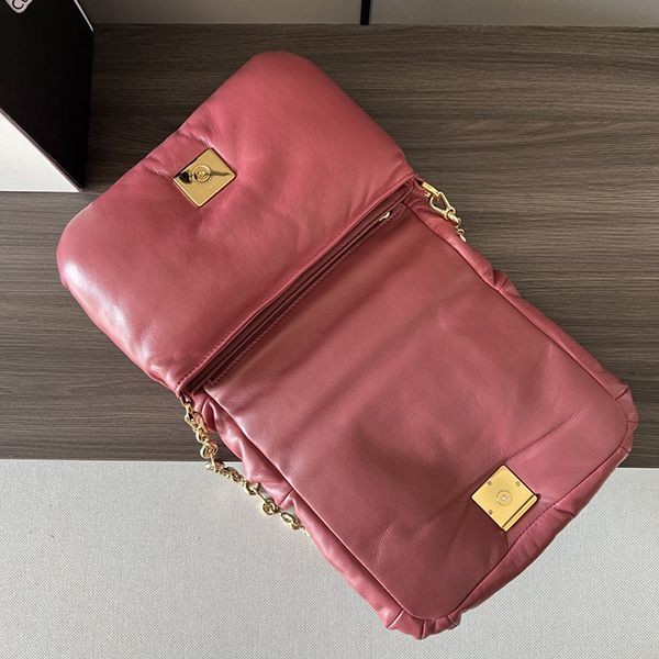追跡付き 安いロエベ 偽物 Goya Puffe ナッパ ラムスキン ショルダーバッグ low65259高い品質