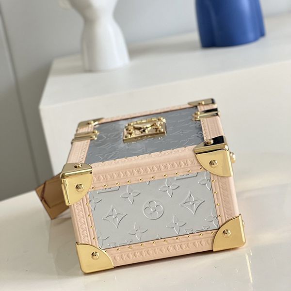大人気！​ルイヴィトン ショルダーバッグ コピー the Camera Box M10077通販