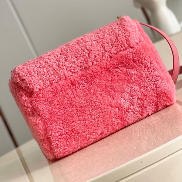 希少ルイヴィトン コピー ツイスト MM ショルダーバッグピンク M21320高い品質