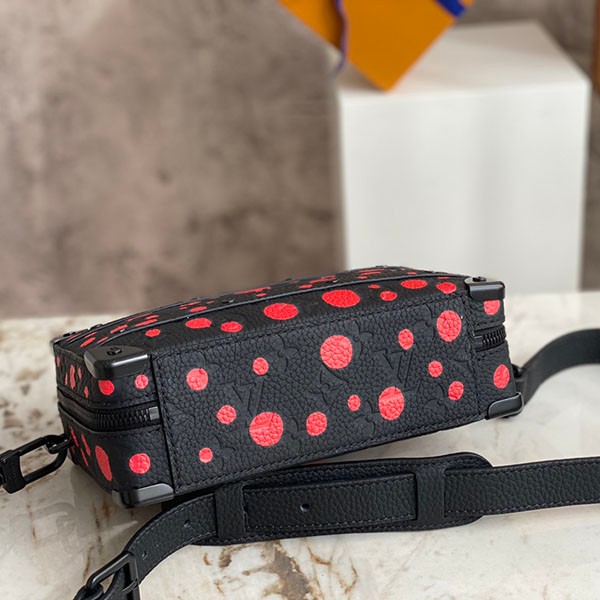 ルイヴィトン × 草間彌生 コピー LV × YK ハンドル･ソフトトランク M21677高い品質