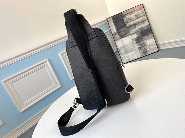 人気◆ルイヴィトン スリングバッグ コピー◆タイガ アヴェニュー M30443激安送料無料