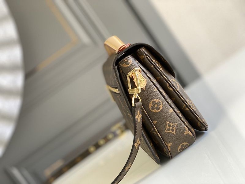 《大人気》ルイヴィトン ポシェットメティス MM コピー モノグラム M44875通販