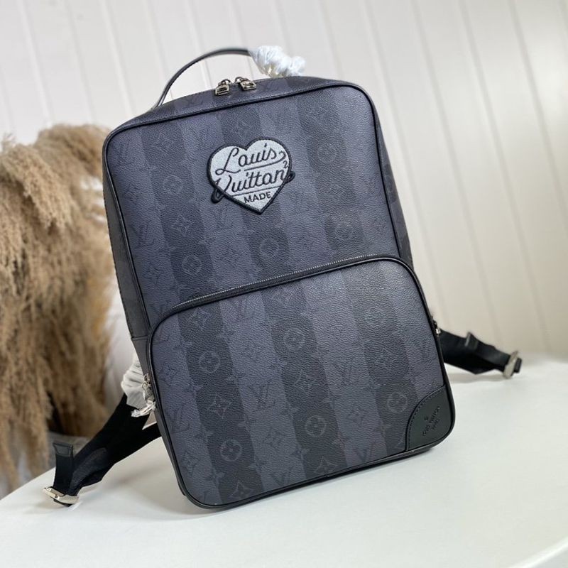 人気急上昇NIGOコラボ ルイヴィトン モジュラー・バックパック リュック コピー M45962高い品質