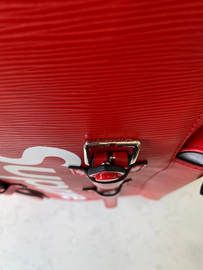 春もの新作 ルイヴィトン シュプリーム偽物 シュプリーム リュック コピー サック バックパック backpack 大人気！注目度抜群！ M53414品質保証