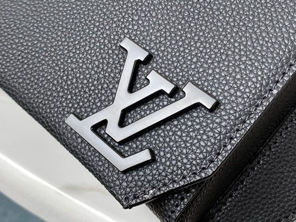 新作ルイヴィトン バムバッグ NV ブランドコピー LV アエログラム ショルダーバッグ M57081高い品質