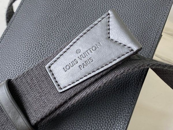 新作ルイヴィトン バムバッグ NV ブランドコピー LV アエログラム ショルダーバッグ M57081N級品