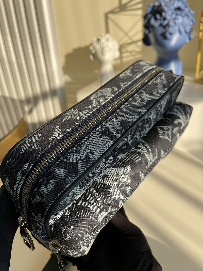 21SS☆ルイヴィトン☆バッグ☆バムバッグ・アウトドアコピー☆ M57281N級品