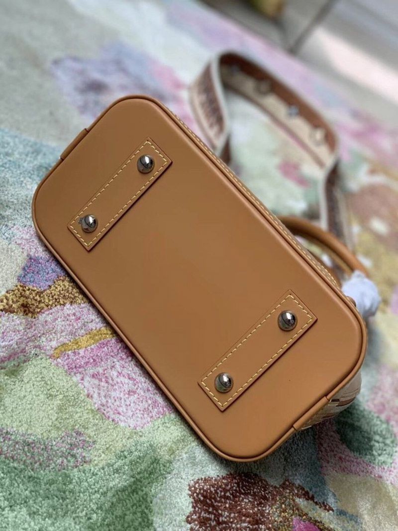 目を惹くカラー ルイヴィトン LV◆アルマBB ゴールドハニー偽物 M57540高い品質