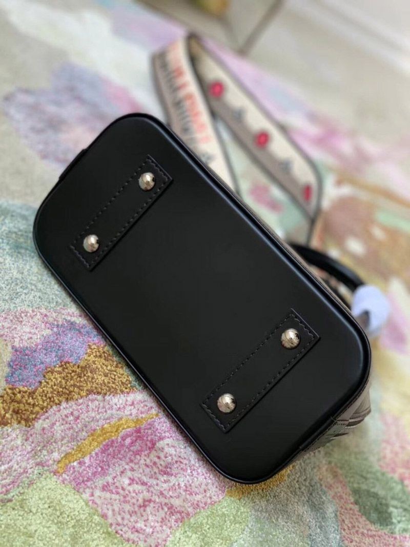 ★関税/送料込★ ルイヴィトン スーパーコピー アルマ BB エピ ショルダー ポシェット ミニバッグ M59217高い品質