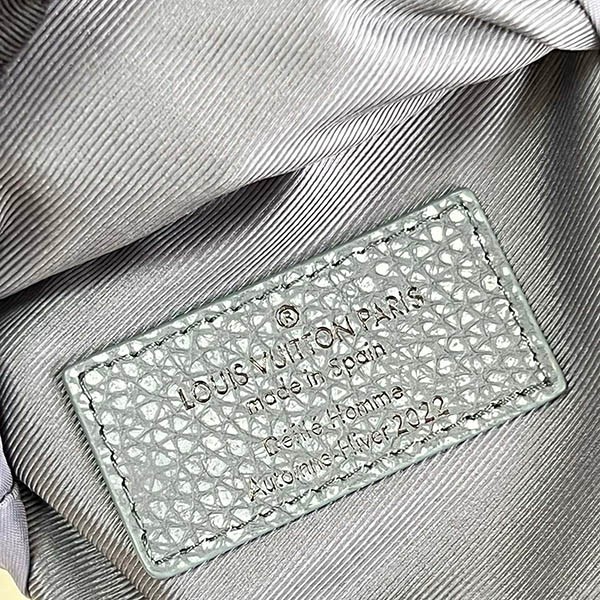 【周りとかぶらない☆国内発】ヴィトン チョークポーチ ミニ バッグ 偽物 M81572品質保証