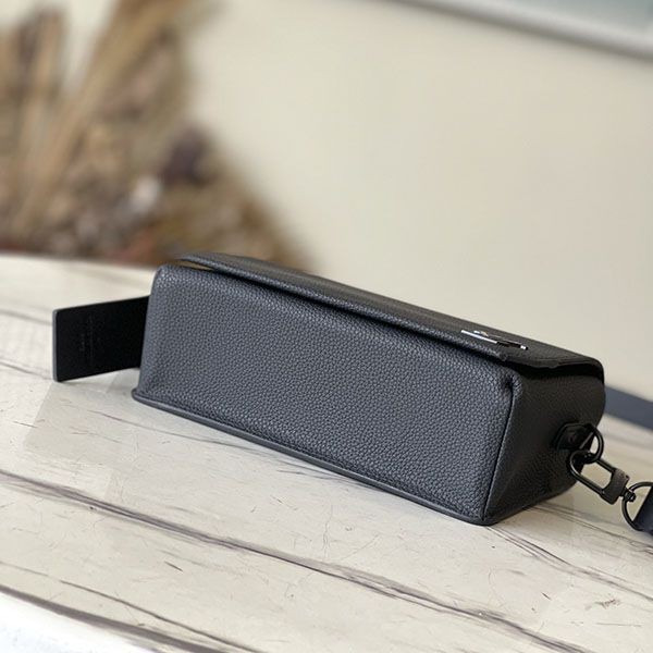 定番ルイヴィトン ウエアラブルウォレット ショルダーバッグ コピー M82085高い品質