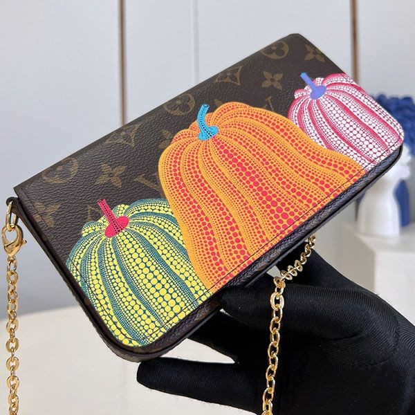☆超人気☆ルイヴィトン  LV × YK ポシェット フェリシー M82108通販