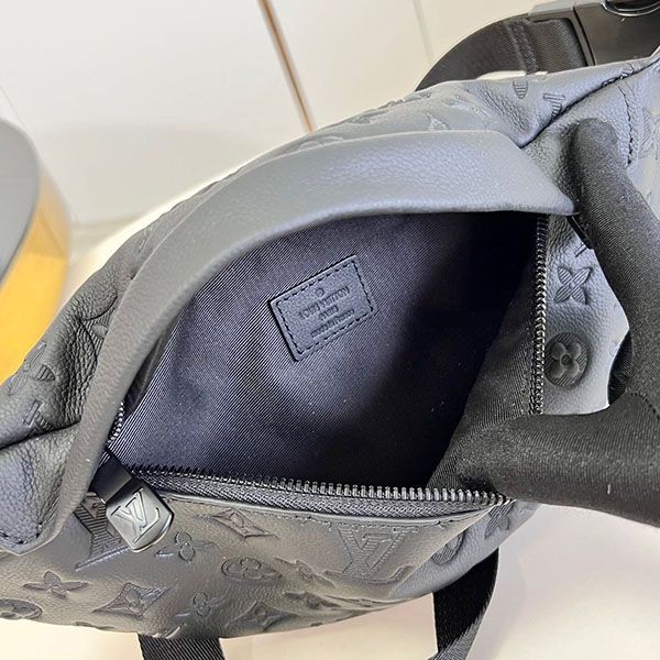 n級 おすすめ ルイ ヴィトン ショルダーバッグ コピーボディバッグ vud36704代引きを販売