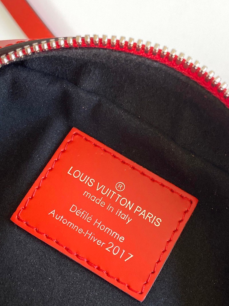21-22AW 新作 シュプリーム ​ルイヴィトン ショルダーバッグ 偽物 Leather Danube PM Shoulder Bag Red 赤 vue71778品質保証