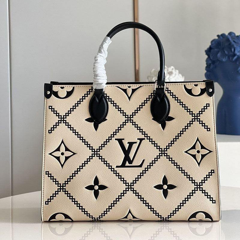 【日本未発売】ルイヴィトン オンザゴー MM トートバッグ コピー vuh76842激安送料無料
