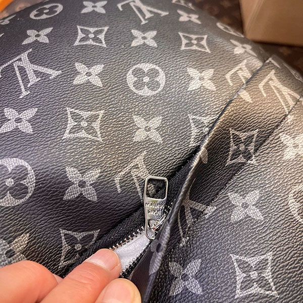 お部屋に高級感をプラス ルイヴィトン クッション vul47964代引きを販売