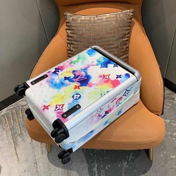 ルイヴィトン ホライゾン 55 スーツケース 偽物ウォーターカラー vur85520通販
