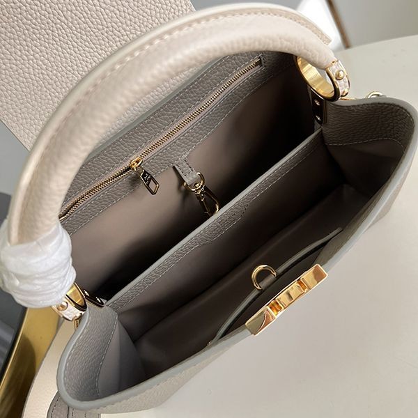 ルイヴィトン バッグ 偽物 CAPUCINES MM カプシーヌ 3サイズ vus61559代引きを販売