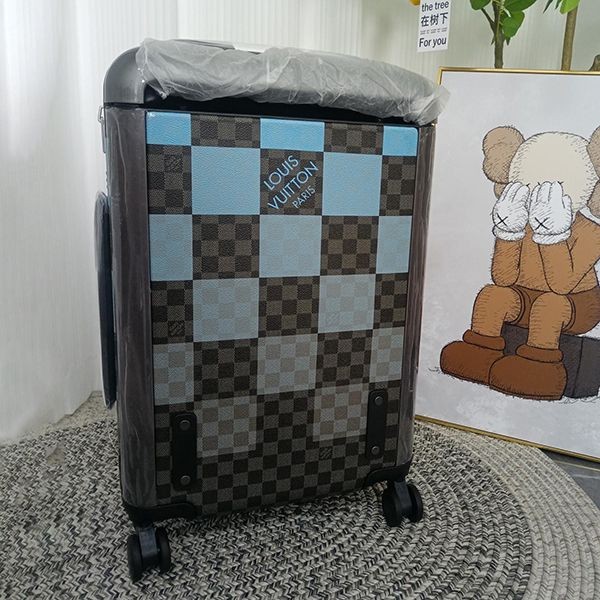 目を惹くカラールイヴィトン 偽物 ホライゾン 55 スーツケース 2色 vux88950最高級