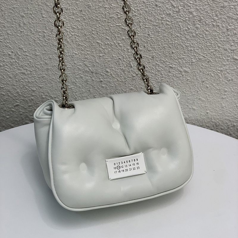 《大人気》メゾンマルジェラ グラムスラム 偽物 フラップ チェーンバッグ Map70553高い品質