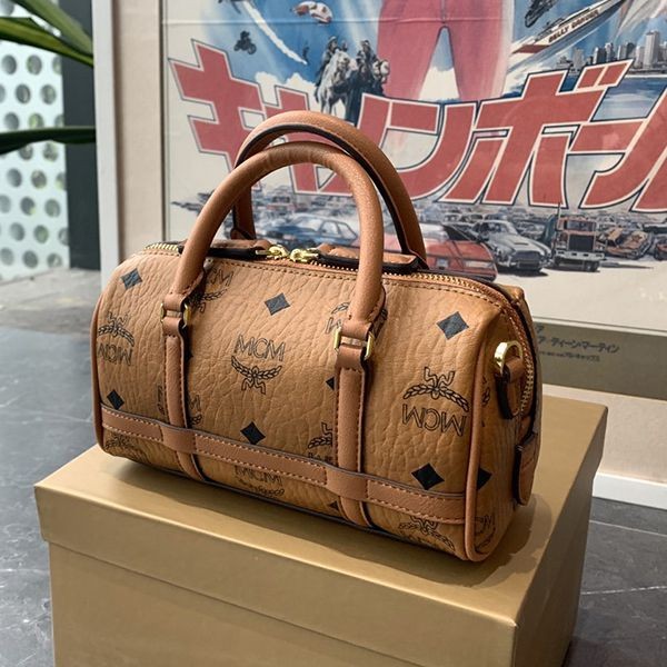 おすすめMCM コピーブランド エッセンシャル ボストンバッグ ヴィセトス オリジナル MWBAASE02CO00激安送料無料