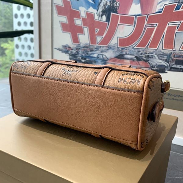 おすすめMCM コピーブランド エッセンシャル ボストンバッグ ヴィセトス オリジナル MWBAASE02CO00人気