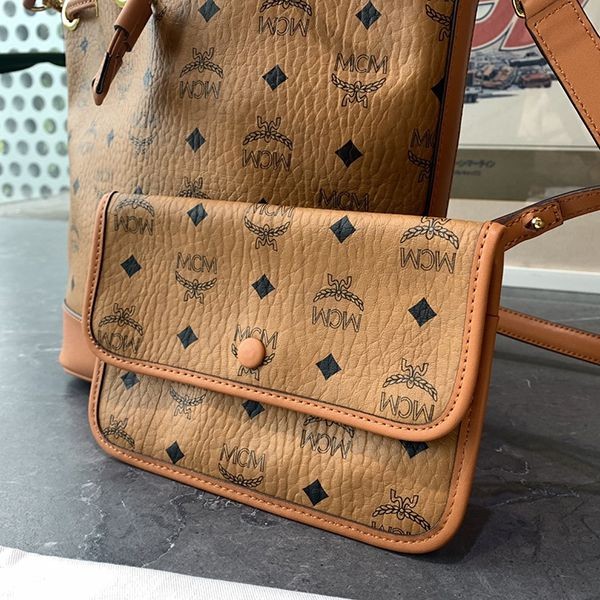 ブランドMCM 偽物 DESSAU ドローストリング バッグ ヴィセトス MWDCSDU02BK001激安送料無料