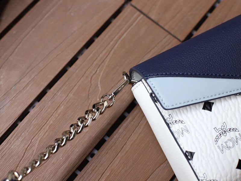 定番人気 MCM クロスボディ ショルダーバッグ コピー mcg44564N級品