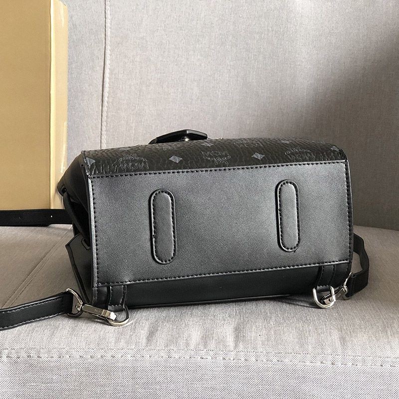 【人気商品】MCMリュック 偽物 ​エムシーエム バックパック mch46569人気