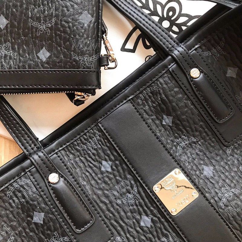 大人気！MCM エムシーエム トートバッグ コピー mcj02217N級品