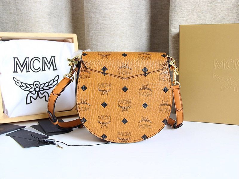完売必至★MCM★エムシーエム バッグ コピー パトリシア ヴィゼトス レザーショルダーバッグ mcj23389激安送料無料
