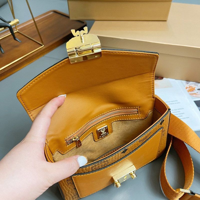 100%実物写真♪MCM クロスボディ ショルダーバッグ コピー mcv27637代引きを販売
