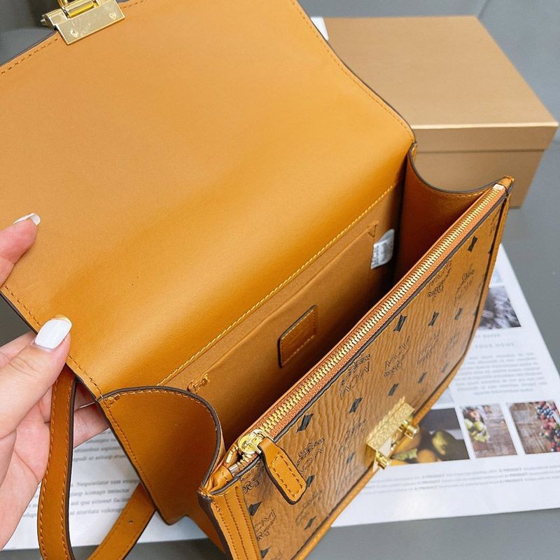 新作100%実物写真 MCM クロスボディ ショルダーバッグ偽物N級品 mcw71368品質保証