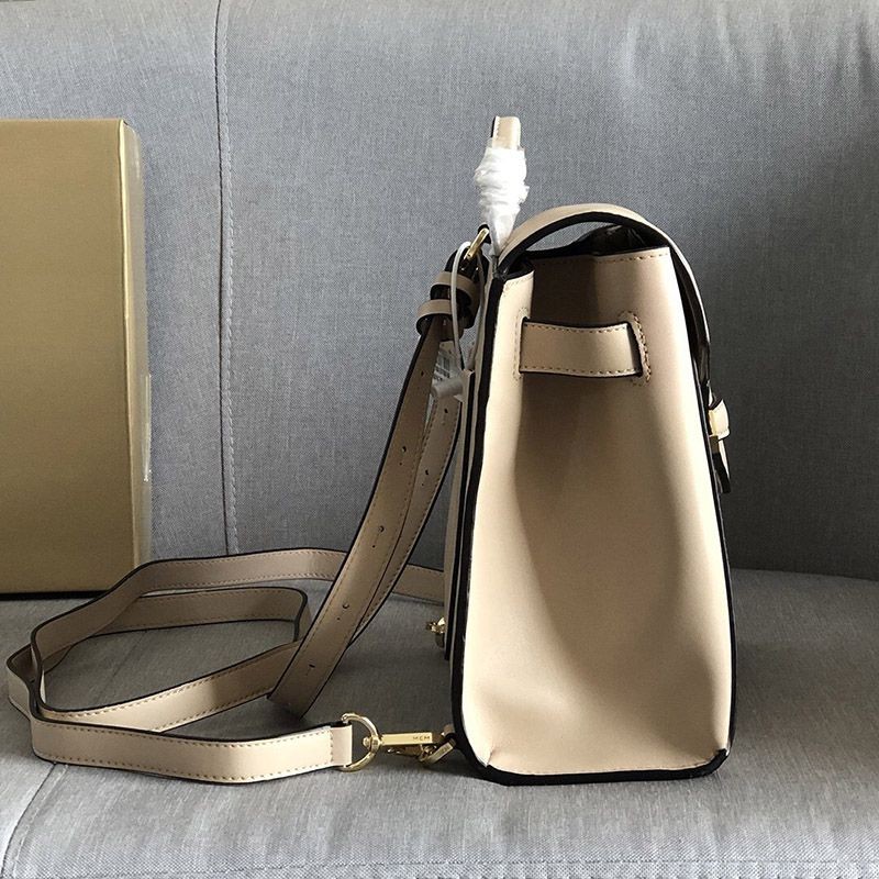 目を惹くカラー MCM リュック スーパーコピー ​エムシーエム バックパック mcw75630激安送料無料