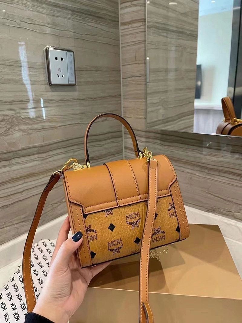 人気 MCM ヴィセトス サッチェルバッグ コピーモノグラム ロゴ mcx32244代引きを販売