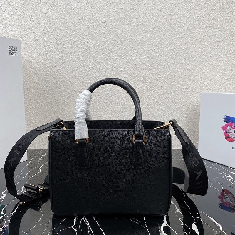 大人気! ギフトに最適♪ プラダ ショルダーバッグ 3way 1BA296通販