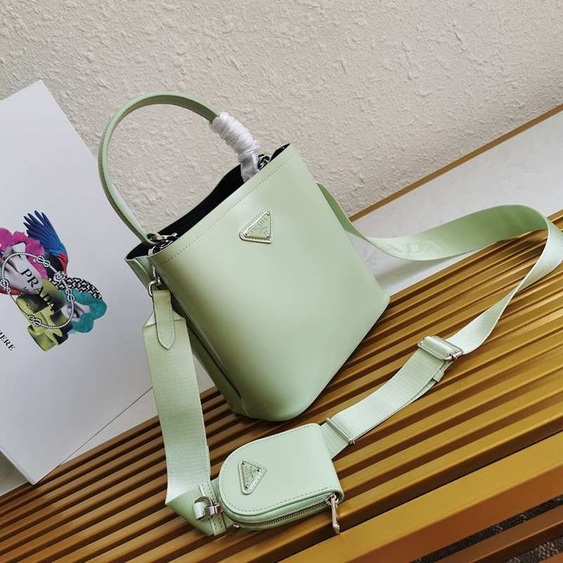 稀少【21AW】プラダ カーフ ハンドバッグ コピー 早い者勝ち♡ 1BA319通販