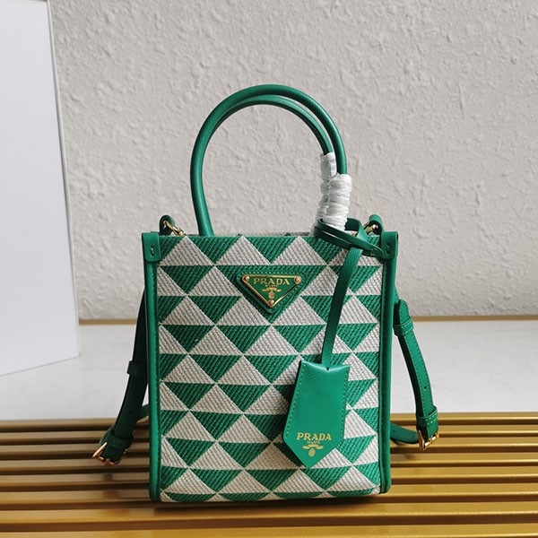 プラダ シンボル ジャガードラージハンド 偽物 バッグN級品