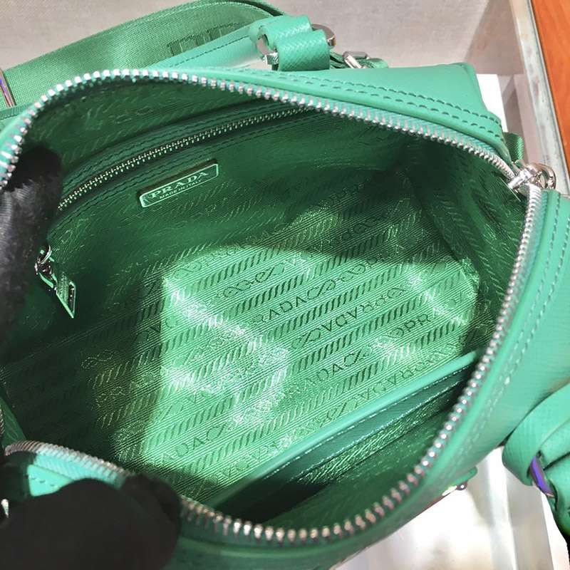 希少色プラダ ショルダーバッグスーパーコピー通販 ギフトに最適♪ 1BA846代引きを販売