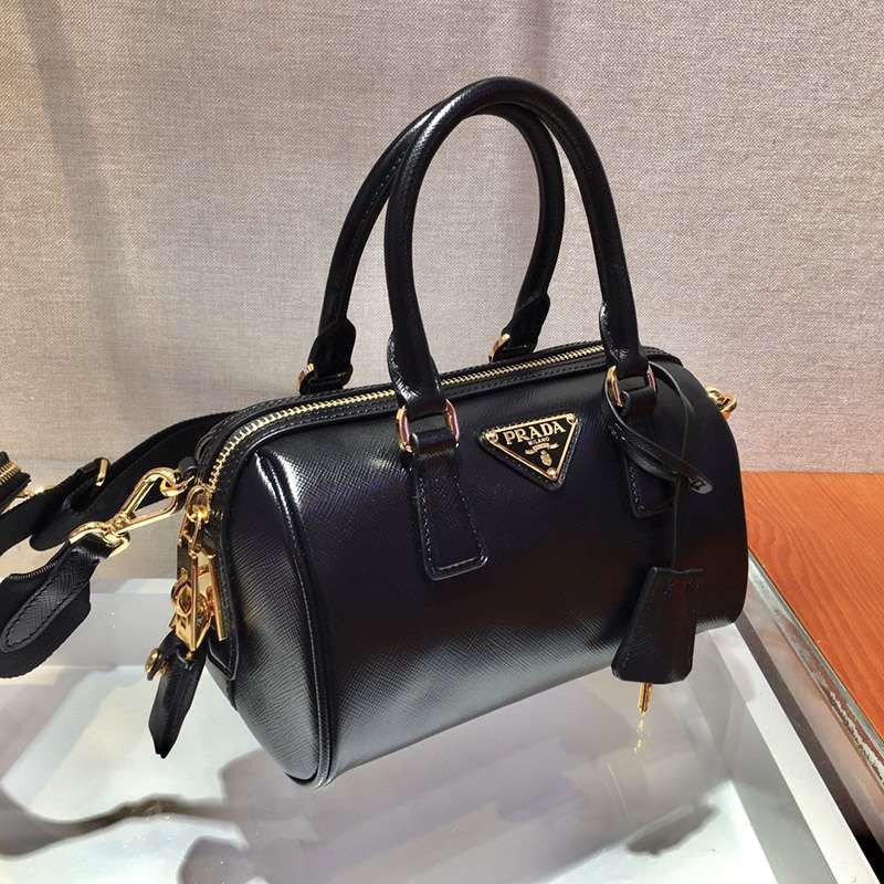 超話題!【人気商品】プラダ ショルダーバッグ 偽物通販 put26581激安送料無料