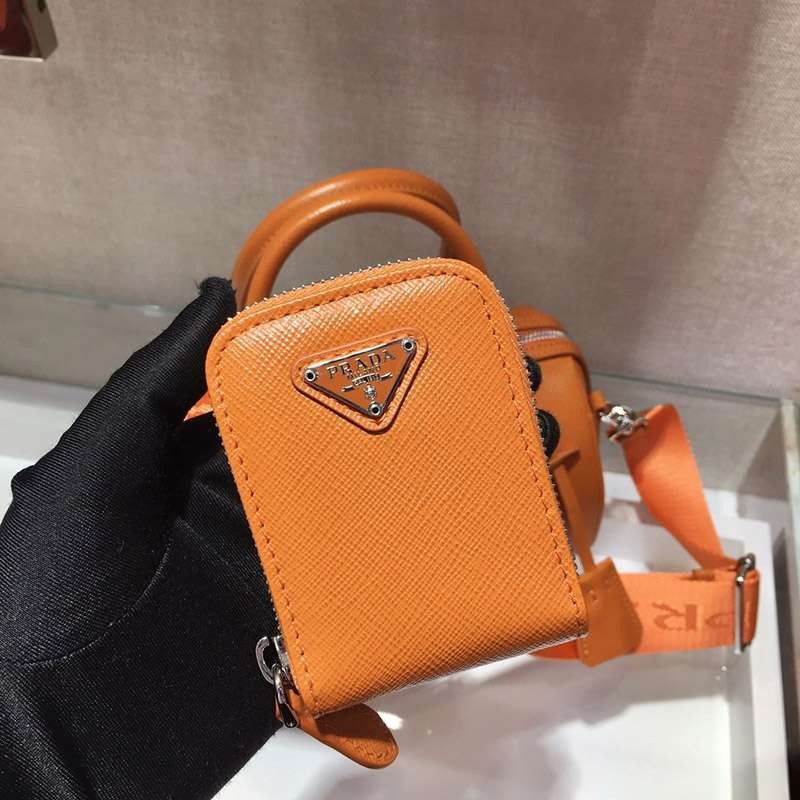 【人気商品】プラダ ショルダーバッグ コピー【追跡付】 puv31329N級品