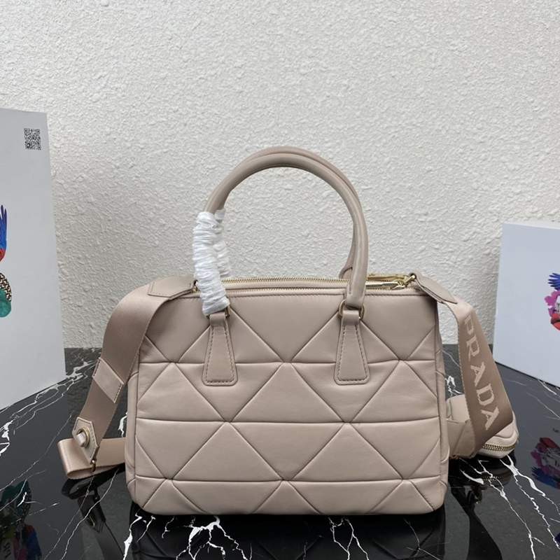 争奪戦 超話題!プラダ ショルダーバッグ スーパーコピーN級品 1BA863通販