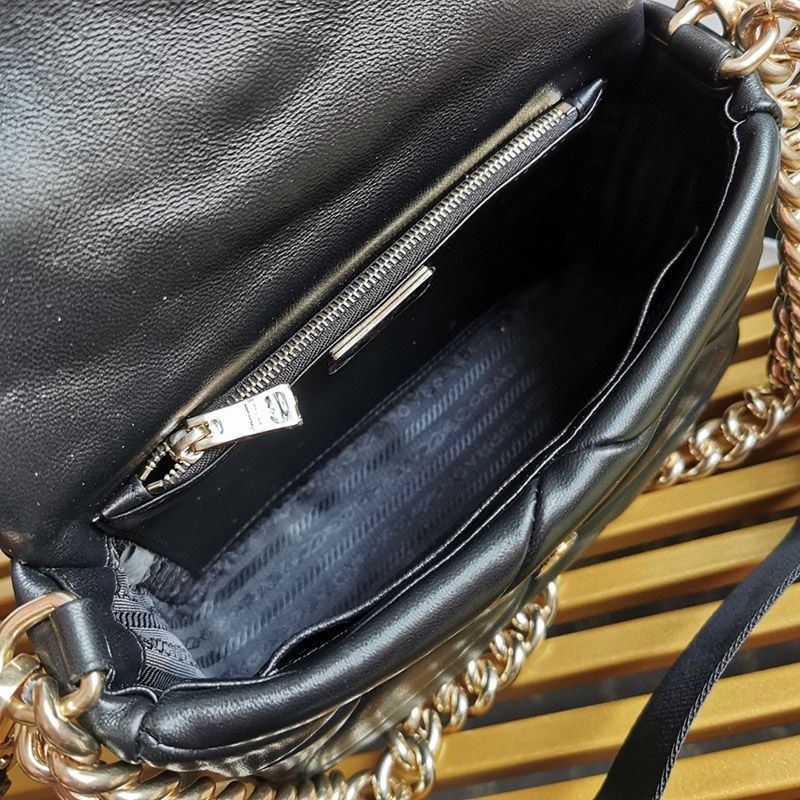 入手困難 早い者勝ち♡ プラダ ショルダーバッグ 3way puu12899品質保証