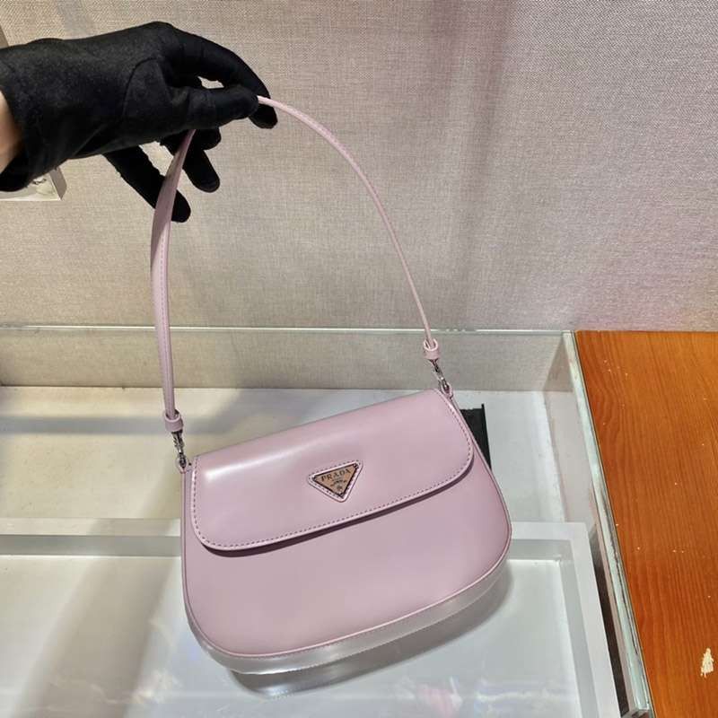 信用第一プラダ コピーフラップ付きクレオショルダーバッグ puf36101激安送料無料