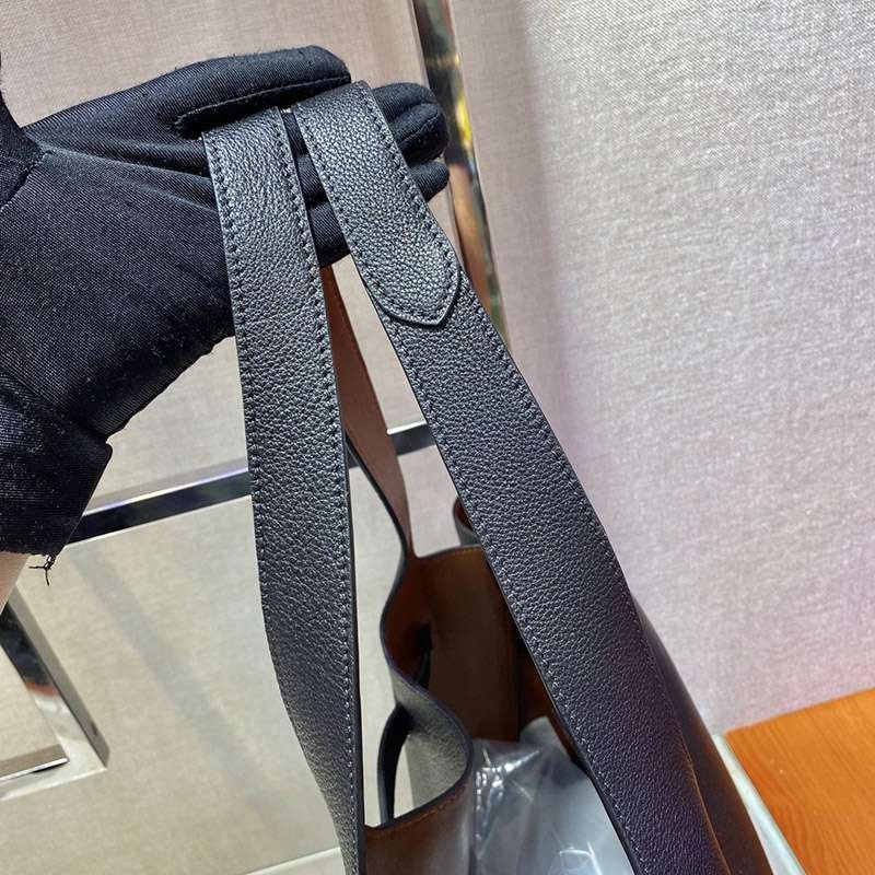 ☆超人気☆信用第一プラダ カーフ ハンドバッグ スーパーコピー 1BG339N級品