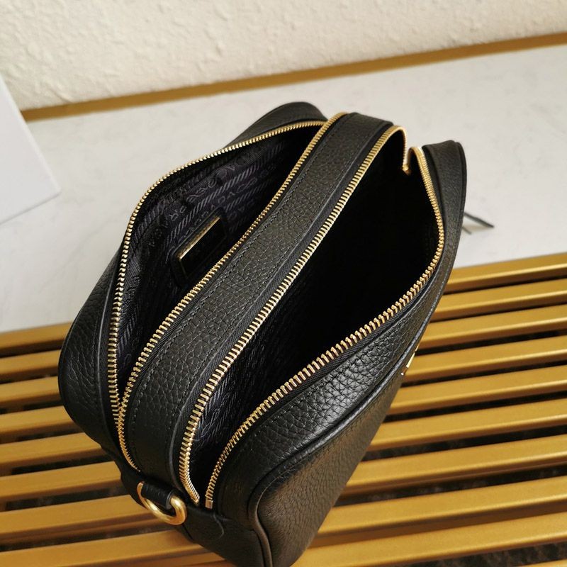 大人気!!新色 ギフトに最適♪スーパーコピープラダ ダブルジップ ショルダーバッグ pus84390品質保証
