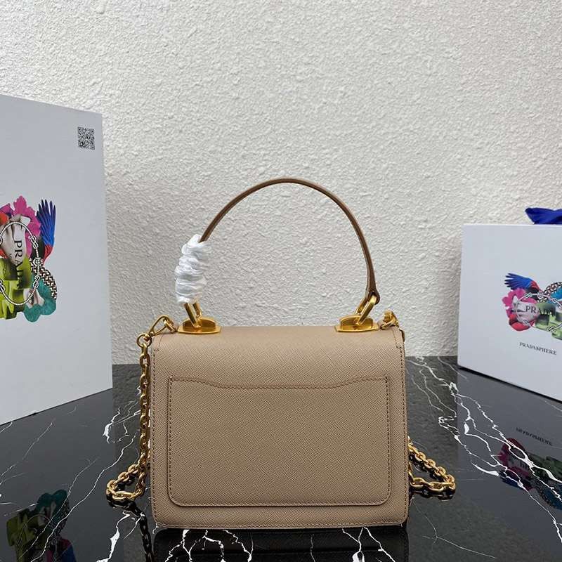 入手困難 プラダ ショルダーバッグ スーパーコピーN級品 puh99062通販