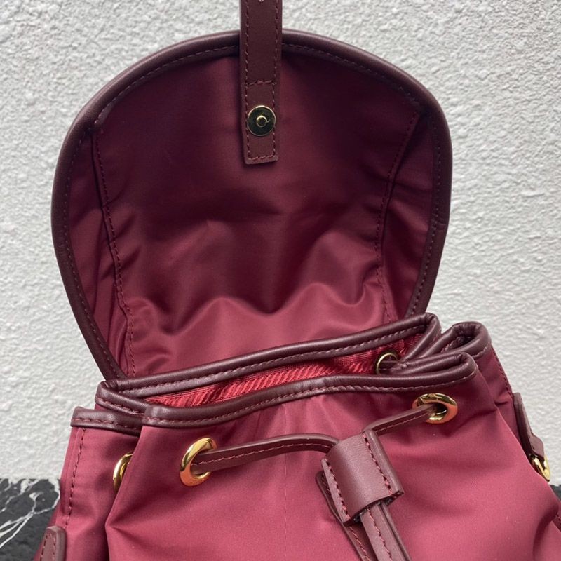 大人気!!新色 プラダ リュックサック ナイロン コピー1BZ677  /VELA NERO 1BZ677N級品